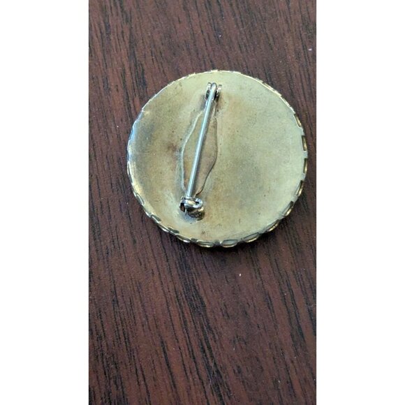 Vintage Hand-Painted Floral Enamel Pin Brooch With Dogwood Design & Gold-Tone Tr - Picture 5 of 6